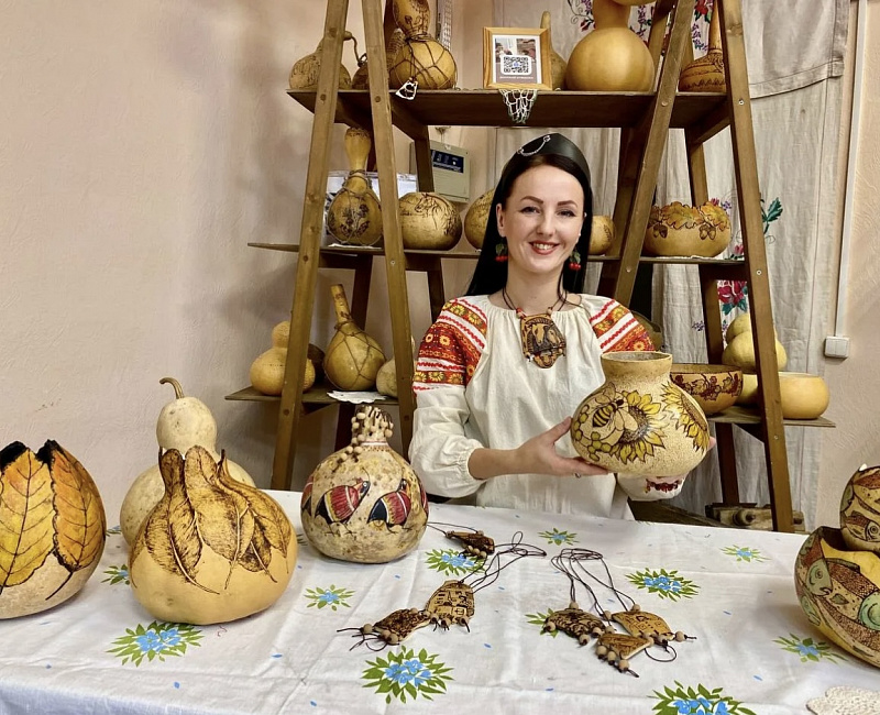На Дону в полях растёт посуда 3